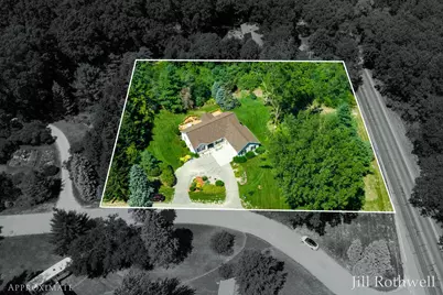 2385 Hidden Timbers Trail NE, Rockford, MI 49341 - Photo 3