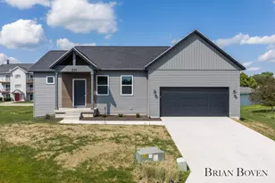 239 W Gardner Street NW, Sparta, MI 49345 - Photo 3