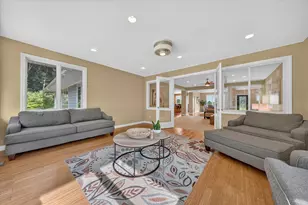 9348 Stoneview Ln, Whitmore Lake, MI 48189 - Photo 13