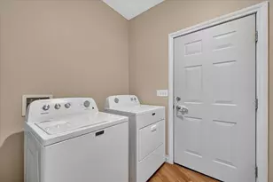9348 Stoneview Ln, Whitmore Lake, MI 48189 - Photo 41