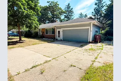 744 S Quarterline Road, Muskegon, MI 49442 - Photo 5