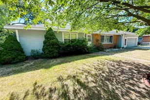 744 S Quarterline Rd, Muskegon, MI 49442 - Photo 3