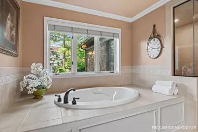 400 W 35th Street, Holland, MI 49423 - Photo 23