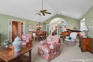 400 W 35th St, Holland, MI 49423 - Photo 13
