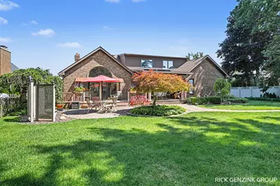 400 W 35th Street, Holland, MI 49423 - Photo 43