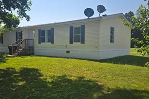 509 Spring Harbor Blvd, Springport, MI 49284 - Photo 1