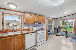 13663 Ladyslipper Ln, Cedar Springs, MI 49319 - Photo 9