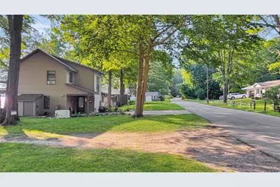 2599 Pleasant Lake Shore Drive, Cadillac, MI 49601 - Photo 29
