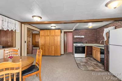 5594 Maple Street, Newaygo, MI 49337 - Photo 5