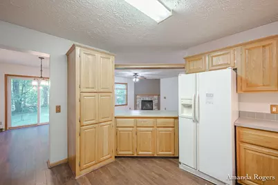 650 Parnell Avenue SE, Lowell, MI 49331 - Photo 11