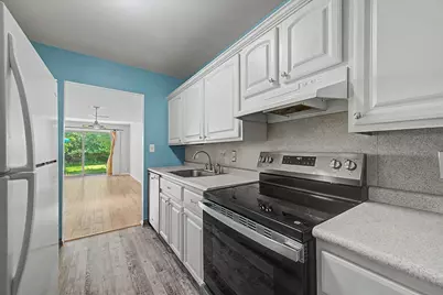 624 Watersedge Drive, Ann Arbor, MI 48105 - Photo 17
