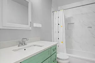 624 Watersedge Dr, Ann Arbor, MI 48105 - Photo 23