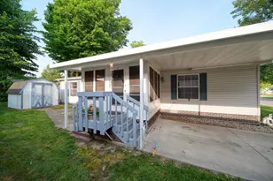 510 Missouri River Ct, Adrian, MI 49221 - Photo 3