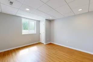 3019 N Spurway Dr, Ann Arbor, MI 48105 - Photo 33