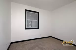 2232 5th St, Muskegon, MI 49444 - Photo 9