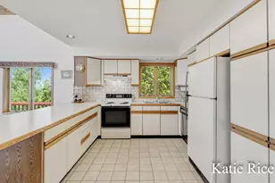 9221 W Thomas Rd, Shelby, MI 49455 - Photo 5