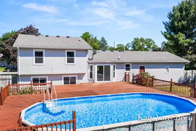 6091 Rogue River Meadows Drive NE, Belmont, MI 49306 - Photo 5