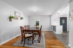 116 Washington St, Middleville, MI 49333 - Photo 7
