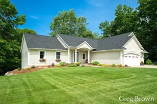 1995 Knollpoint Dr NE, Ada, MI 49301 - Photo 3