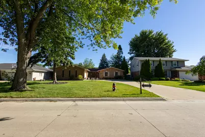 23355 Robert John Street, Saint Clair Shores, MI 48080 - Photo 5