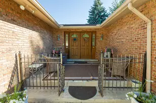 23355 Robert John St, Saint Clair Shores, MI 48080 - Photo 3