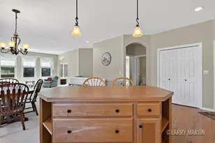 6010 Heritage Meadow Dr, Holland, MI 49423 - Photo 7