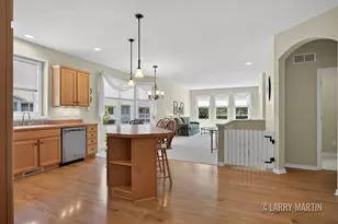 6010 Heritage Meadow Dr, Holland, MI 49423 - Photo 5
