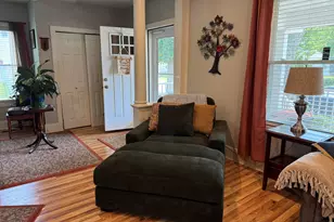 307 Perry St, Albion, MI 49224 - Photo 7