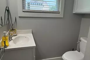 307 Perry St, Albion, MI 49224 - Photo 11