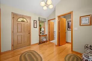 9895 Lakeview Dr, Berrien Springs, MI 49103 - Photo 7