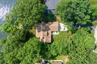 9895 Lakeview Dr, Berrien Springs, MI 49103 - Photo 63