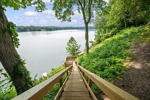 9895 Lakeview Dr, Berrien Springs, MI 49103 - Photo 59