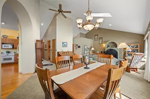 9895 Lakeview Dr, Berrien Springs, MI 49103 - Photo 27