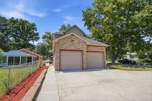 8336 Nightingale St, Dearborn Heights, MI 48127 - Photo 51