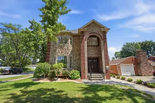 8336 Nightingale St, Dearborn Heights, MI 48127 - Photo 3