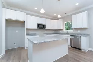 570 W Wildwood Dr, Owosso, MI 48867 - Photo 15