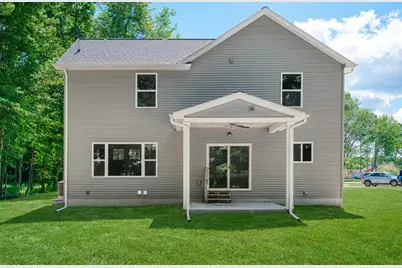 570 W Wildwood Drive, Owosso, MI 48867 - Photo 11