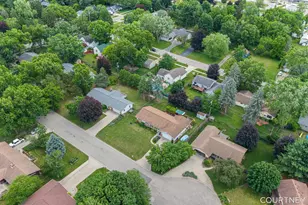672 Birchwood Ct SE, Lowell, MI 49331 - Photo 77