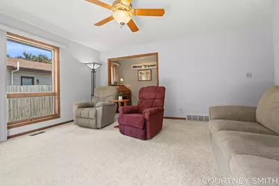 672 Birchwood Court SE, Lowell, MI 49331 - Photo 27