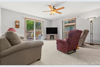 672 Birchwood Court SE, Lowell, MI 49331 - Photo 25