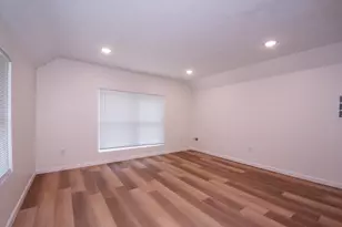 123 W Manchester St, Battle Creek, MI 49037 - Photo 25