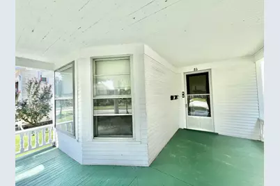 86 S Howell Street, Hillsdale, MI 49242 - Photo 9