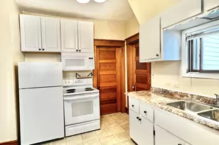 86 S Howell St, Hillsdale, MI 49242 - Photo 17