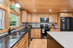 2944 64th St, Fennville, MI 49408 - Photo 9