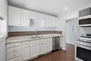 4136 Pier Rd, Benton Harbor, MI 49022 - Photo 11