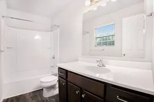 10841 Carmen Oak Dr SE, Lowell, MI 49331 - Photo 13