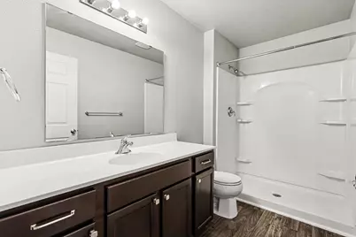 1010 W Villas Drive, Vicksburg, MI 49097 - Photo 13