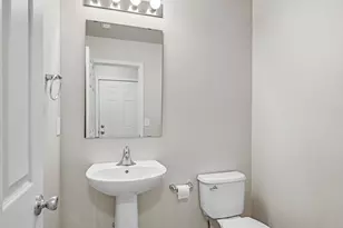 634 E North St, Hastings, MI 49058 - Photo 11