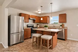 634 E North St, Hastings, MI 49058 - Photo 5