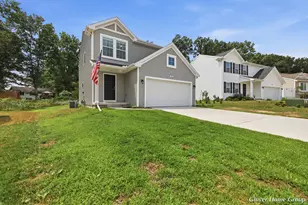809 Hollyhock Dr, Greenville, MI 48838 - Photo 3